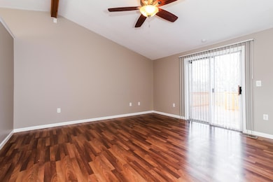 4784 Orangeburg Dr, Columbus, OH 43228 - photo 3