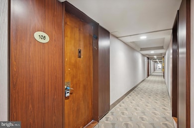 Green Hill Condominiums unit W-106, Wynnewood, PA 19096 - photo 4