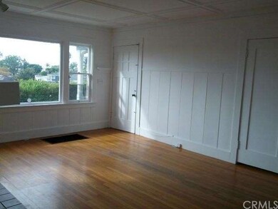 Living Room - Entry
