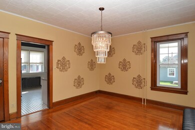 236 E Elm St, Reading, PA 19607 - photo 3