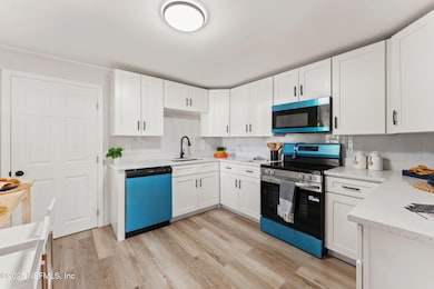 8146 Hammond Blvd, Jacksonville, FL 32220 - photo 6