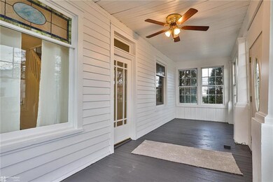 576 Furnace St, Emmaus, PA 18049 - photo 4