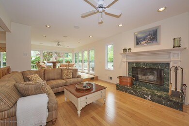 4 Baskenridge Dr, Middletown, NJ 07748 - photo 7