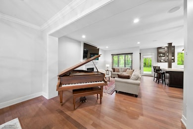 33192 Old Post Rd-13