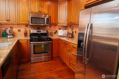 220 1st St unit 306, Kirkland, WA 98033 - photo 6