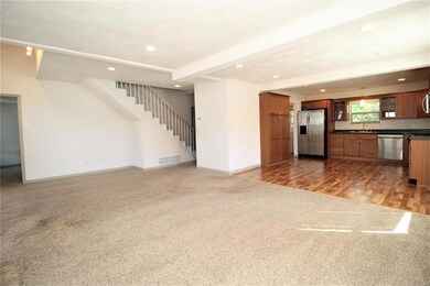 6317 E Main St, Maryville, IL 62062 - photo 4