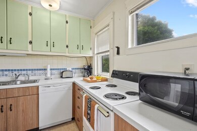146 Malden St, Worcester, MA 01606 - photo 6
