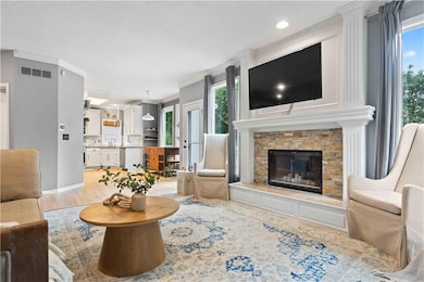 13987 W 147th St, Olathe, KS 66062 - photo 4