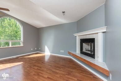 Living Room MS_76636-SMALL