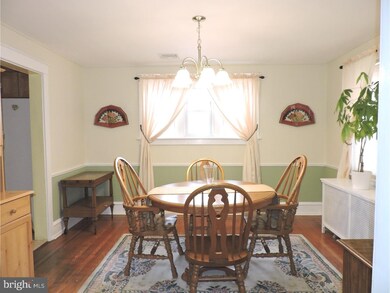 317 Derwyn Rd, Lansdowne, PA 19050 - photo 7