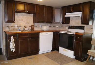 354A Goose Pond Rd, Lake Ariel, PA 18436 - photo 2