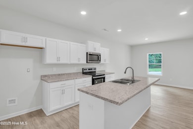 460 Maides Ave-00029