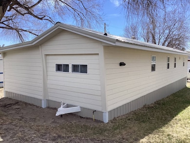 12 Albee's 3, Lewellen, NE 69147 - photo 6