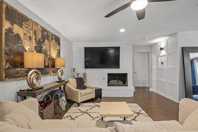 444 Brookview Dr, Hurst, TX 76054 - photo 7