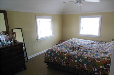 320 Augusta St, Pittsburgh, PA 15211 - photo 5