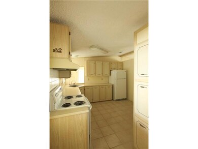 711 Periwinkle Cir, Sebastian, FL 32976 - photo 6