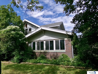 401 N 13th St, Beatrice, NE 68310 - photo 4