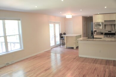 5 Dennis Dr, Clifton Park, NY 12065 - photo 7