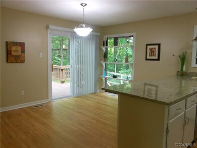 Eat-in Kitchen with Granite Counter tops