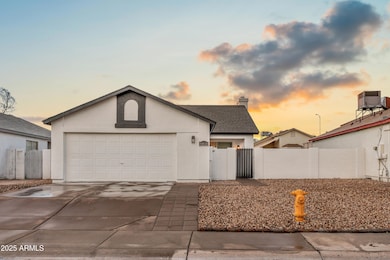 8830 W Saint John Rd, Peoria, AZ 85382 - photo 2