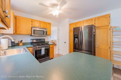 gina kitchen 3
