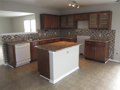 3030 Arrowroot Way, Indianapolis, IN 46239 - photo 2