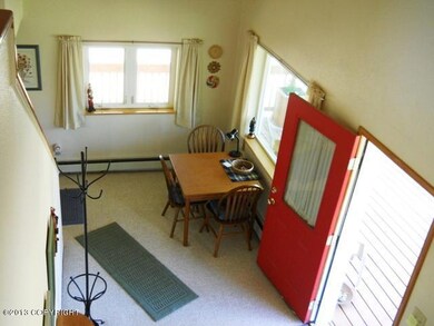 Cottage-Dining Room