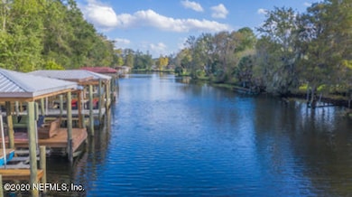 1550 Mardis Place W, Jacksonville, FL 32205 - photo 2