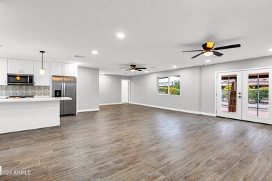 10602 W Cumberland Dr-6