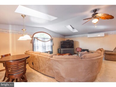 56 Tanglewood Dr, Langhorne, PA 19047 - photo 5