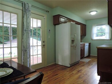 56 Tipperary Dr, Asheville, NC 28806 - photo 4