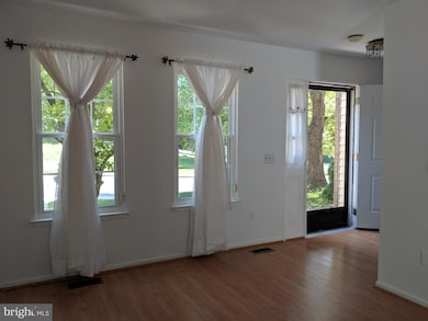 6 Cross Laurel Ct, Germantown, MD 20876 - photo 5