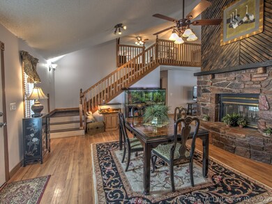 13080 S Locust St, Skiatook, OK 74070 - photo 4