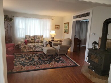 221 W Madison St, Tipton, IN 46072 - photo 6