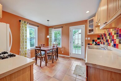 13-web-or-mls-W 9th Ave-013
