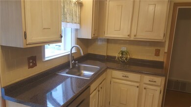 43 Link St, Warwick, RI 02886 - photo 4