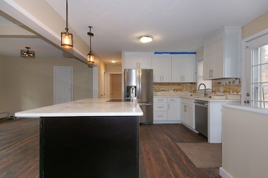 42 Pinehaven Dr, Northborough, MA 01532 - photo 6