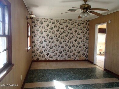 09 dining area
