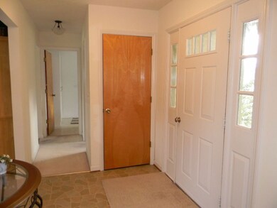 Foyer 2nd View