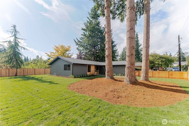 6133 NE 200th St, Kenmore, WA 98028 - photo 3