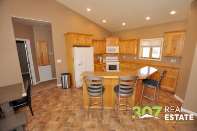 3102 Twin Creek Trail Ave, Cody, WY 82414 - photo 2