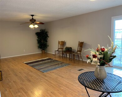 13008 S 121st East Ave, Broken Arrow, OK 74011 - photo 5