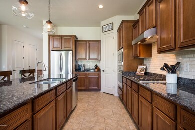07- KITCHEN