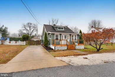 243 Meadow Rd, Pasadena, MD 21122 - photo 2