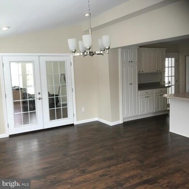 910 Middle Rd, Middle River, MD 21220 - photo 4