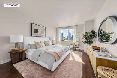The Solaire unit 8L, New York, NY 10282 - photo 3
