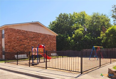 1351 Martin Luther King Junior Dr, Copperas Cove, TX 76522 - photo 2