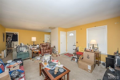 724 Baltic Dr, Florissant, MO 63031 - photo 5