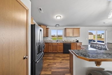 1621 Alexander Rd, Sunnyside, WA 98944 - photo 7