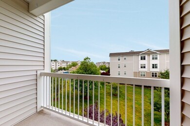 Wellington Crossing unit 310, Waltham, MA 02452 - photo 6